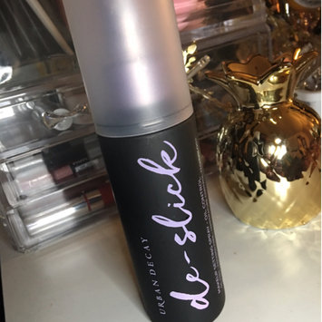 Photo of Urban Decay De-slick Oil Control Makeup Setting Spray uploaded by Mini Y.