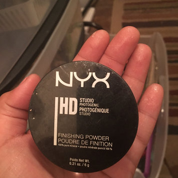 Photo of NYX Studio Finishing Powder uploaded by Jess g.
