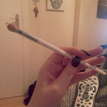 Photo of Real Techniques 201 Pointed Crease Brush uploaded by Chloe j.