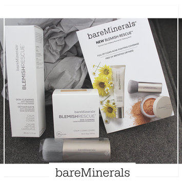 Photo of bareMinerals Blemish Rescue Skin-Clearing Loose Powder Foundation uploaded by Alexandria M.