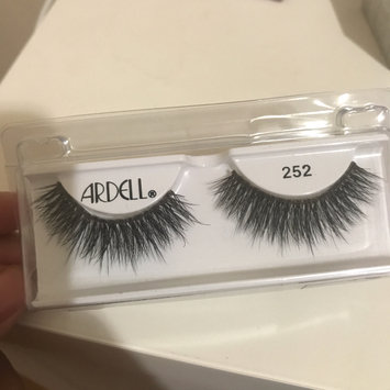Photo of Ardell Mega Volume Lashes 252 uploaded by Yami G.