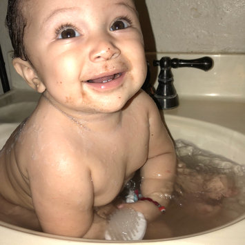 Photo of Johnson's® Bedtime Baby Moisture Wash uploaded by Carla S.
