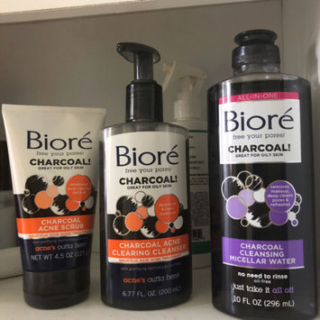 Photo of Bioré Charcoal Acne Clearing Cleanser uploaded by Daniela S.