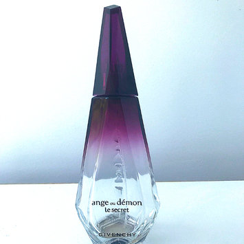Photo of Givenchy Ange Ou Demon Eau de Parfum uploaded by Isabell D.