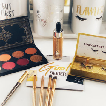 Photo of Boxycharm uploaded by Yelena M.
