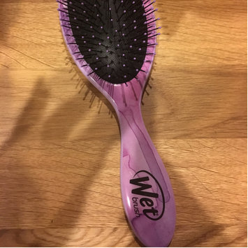 Photo of The Wet Brush Original Detangler uploaded by Allie H.