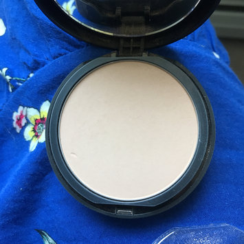 Photo of bareMinerals barePRO® Performance Wear Pressed Powder Foundation uploaded by Edita P.