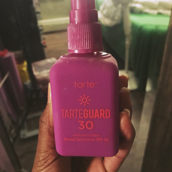 Photo of tarte tarteguard 30 sunscreen lotion Broad Spectrum SPF 30 uploaded by Make-up t.