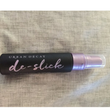 Photo of Urban Decay De-slick Oil Control Makeup Setting Spray uploaded by Tifanny L.