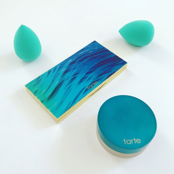 Photo of Tarte Rainforest of the Sea Filtered Light Setting Powder uploaded by Cori H.