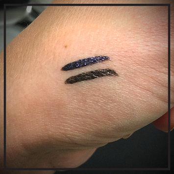 Photo uploaded to Urban Decay Razor Sharp Water-Resistant Longwear Liquid Eyeliner by Taryn D.