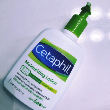 Photo of Cetaphil Moisturizing Lotion uploaded by Ashley ✨.