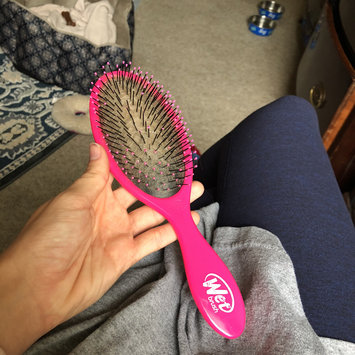 Photo of The Wet Brush Original Detangler uploaded by Malori M.