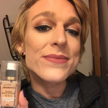Photo of COVERGIRL Healthy Elixir Liquid Foundation uploaded by Garrett R.