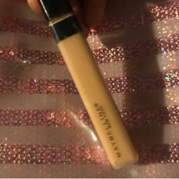 Photo of Maybelline Fit Me® Concealer uploaded by 🌻