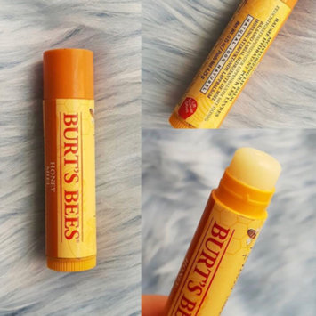 Photo of Burt's Bees Beeswax Lip Balm uploaded by Nique '.