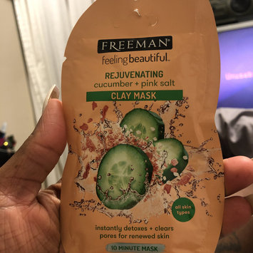 Photo of Freeman Feeling Beautiful Rejuvenating Clay Mask, Cucumber + Pink Salt 6 oz uploaded by Tiffany B.