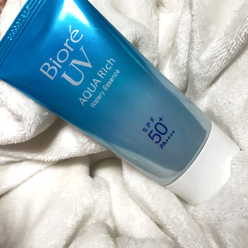 Photo of Bioré UV Aqua Rich Watery Essence SPF 50+ PA++++ uploaded by Jasmin B.
