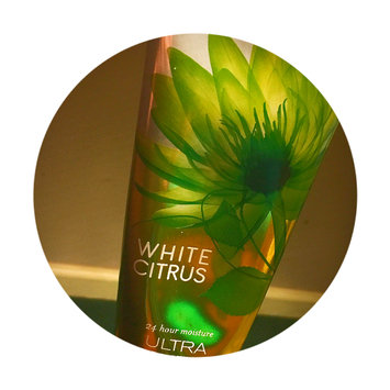 Photo of Bath & Body Works Signature Collection WHITE CITRUS Ultra Shea Body Cream uploaded by Mandy M.