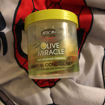 Photo of African Pride Olive Miracle Leave in Conditioner, 15 oz uploaded by Bergineliz R.