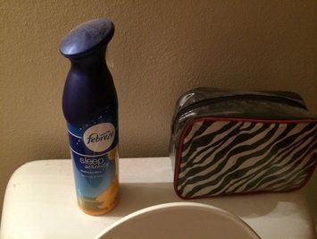 Photo of Febreze Sleep Serenity Warm Milk & Honey Bedroom Mist uploaded by Erika W.