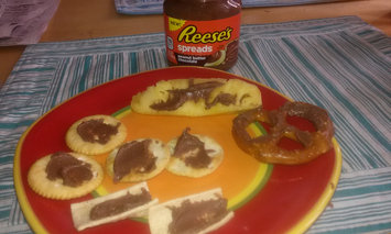 Photo of Reese's Spreads Peanut Butter Chocolate uploaded by Janice B.