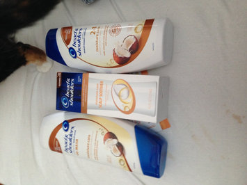 Photo of Head & Shoulders Moisture Care with Vitamin E Rich Almond Oil and Coconut Essence uploaded by Joi T.
