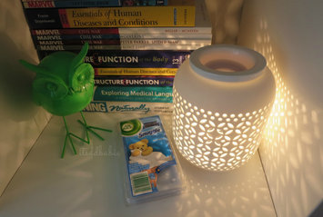 Photo of Air Wick Snuggle Wax Melts Fresh Linen uploaded by Deanna G.