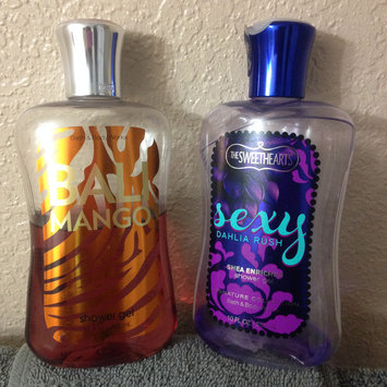 Photo of Bath & Body Works® Signature Collection Bali Mango Shower Gel uploaded by Tarra M.