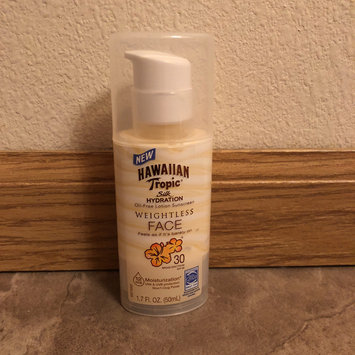 Photo of Hawaiian Tropic® Silk Hydration Weightless SPF 30 Face Sunscreen uploaded by Miranda F.