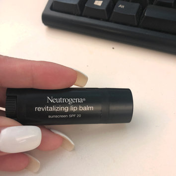 Photo of Neutrogena® Revitalizing Lip Balm SPF 20 uploaded by Eunica L.