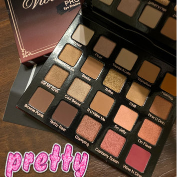 Photo of Violet Voss PRO Eyeshadow Palette - HG uploaded by Carly M.