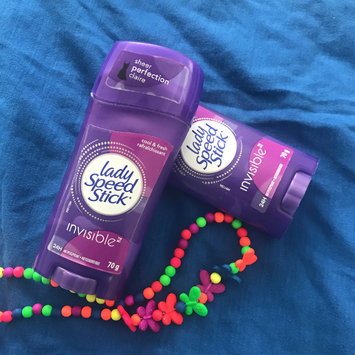 Photo of Lady Speed Stick Invisible Dry Antiperspirant/Deodorant Powder Fresh uploaded by Smh 4.