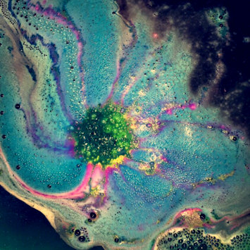 Photo of LUSH Intergalactic Bath Bomb uploaded by Morgan S.