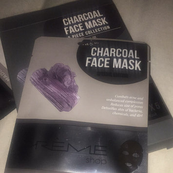 Photo of the CRÈME shop Charcoal & Lemon Fusion Sheet Mask uploaded by Glorielie S.