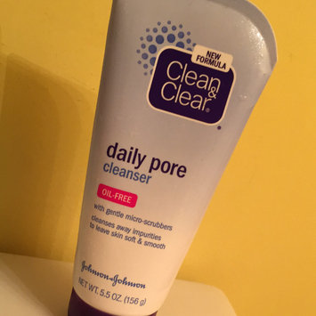 Photo of Clean & Clear® Oil-Free Daily Pore Cleanser uploaded by Erin B.