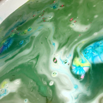 Photo of LUSH Intergalactic Bath Bomb uploaded by vanesa s.