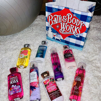 Photo of Bath & Body Works Signature Collection A THOUSAND WISHES Fine Fragrance Mist uploaded by Nikaury N.