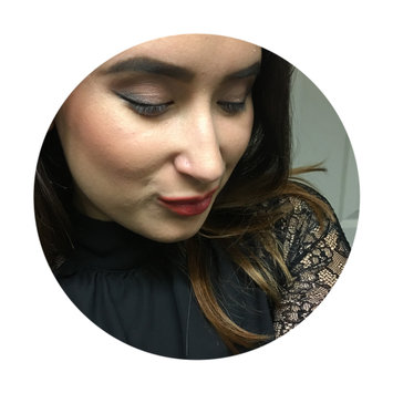 Photo of Huda Beauty Desert Dusk Eyeshadow Palette uploaded by Valaria R.