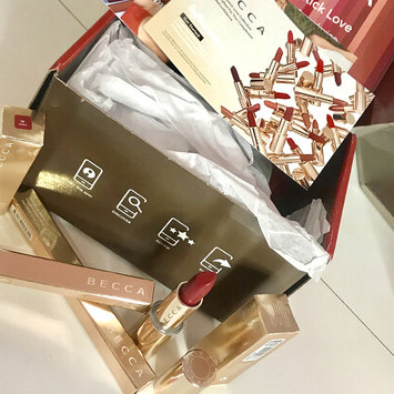 Photo of BECCA Ultimate Lipstick Love uploaded by 🇮🇶ABBII A.
