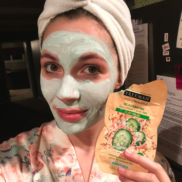 Photo of Freeman Feeling Beautiful Rejuvenating Clay Mask, Cucumber + Pink Salt 6 oz uploaded by Lindsay W.