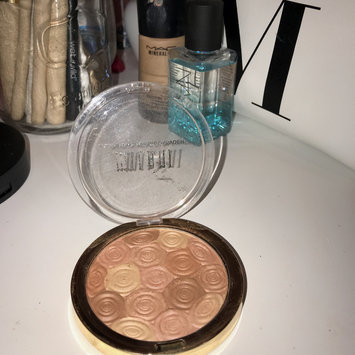 Photo of Milani Illuminating Face Powder uploaded by Shelly C.