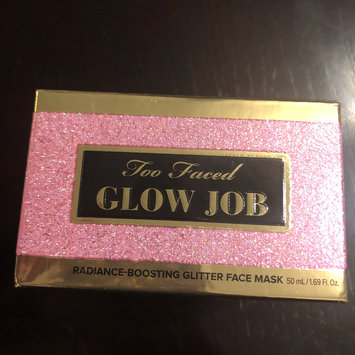 Photo of Too Faced Glow Job Radiance-Boosting Glitter Face Mask uploaded by Deysy G.