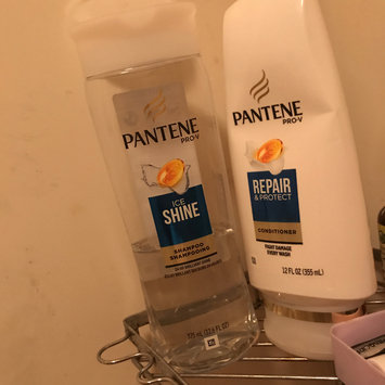 Photo of Pantene Pro-V Ice Shine Conditioner uploaded by Lisa C.