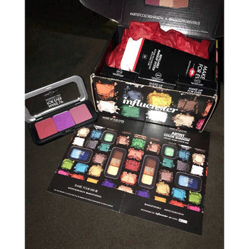 Photo of MAKE UP FOR EVER 12 Flash Color Case uploaded by Ghislaine M.