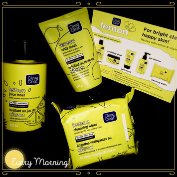 Photo of Clean & Clear Alcohol-Free Lemon Juice Facial Toner uploaded by Lisa B.