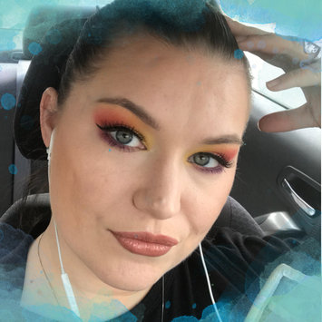 Photo of M.A.C Cosmetics Eyeshadow uploaded by Vanessa E.