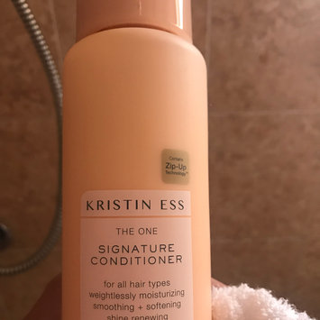 Photo of Kristin Ess Extra Gentle Shampoo uploaded by Marlene D.