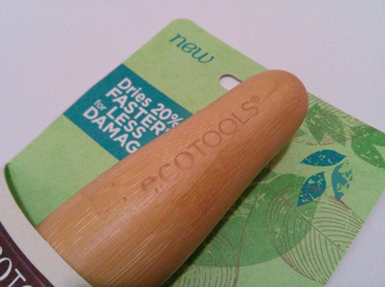 Photo of ECOTOOLS SLEEK + SHINE FINISHER HAIR BRUSH uploaded by Victoria C.