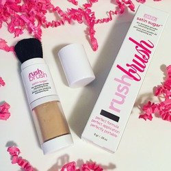 Photo of Cake Beauty Rush Brush Satin Sugar Dry Shampoo Powder Volumizing Brush uploaded by Michelle L.